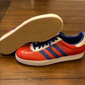 adidas Gazelle SZ 7.5 Red White Blue